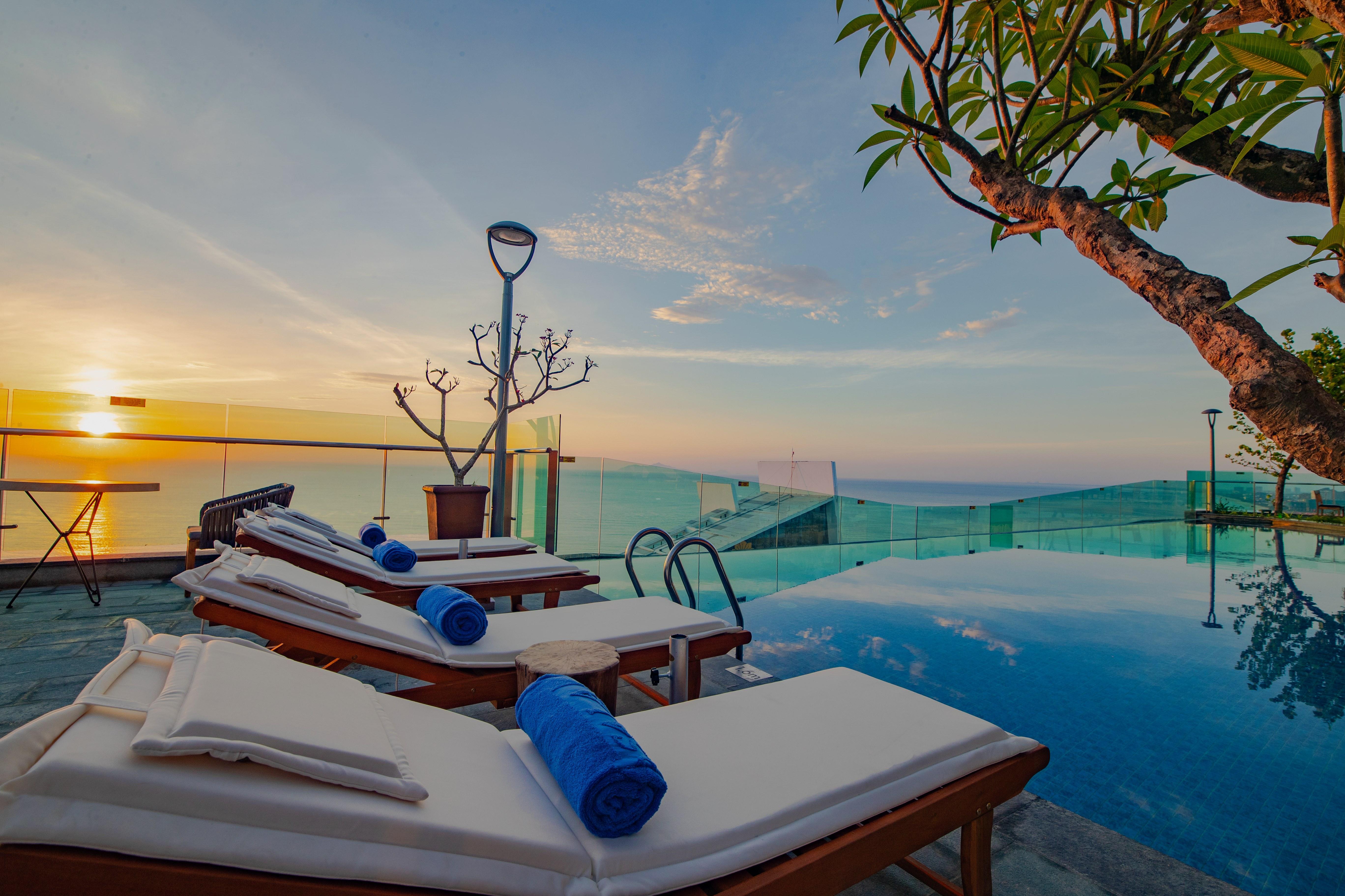 Sala Danang Beach Hotel Exterior foto
